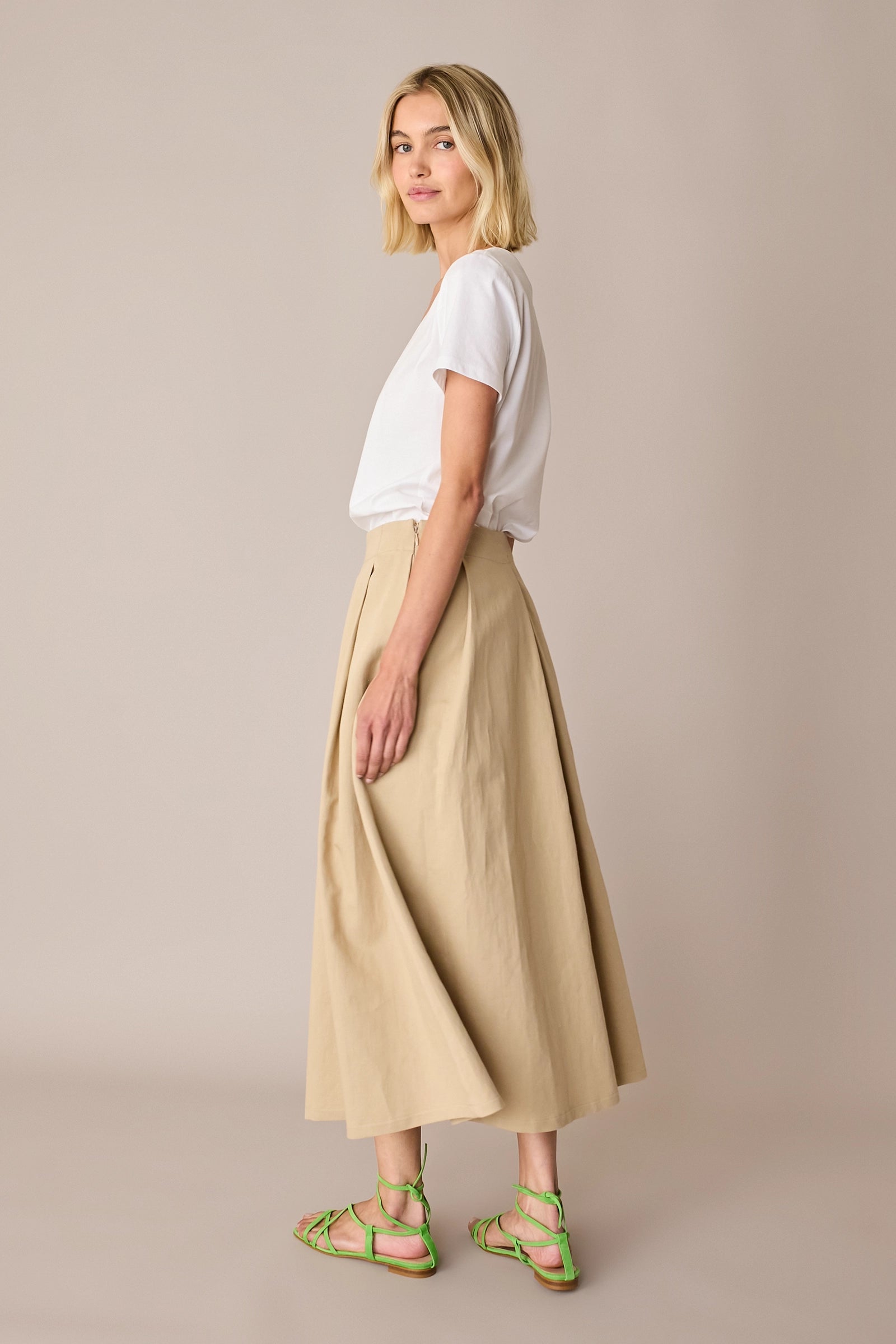 Pleated maxi skirt