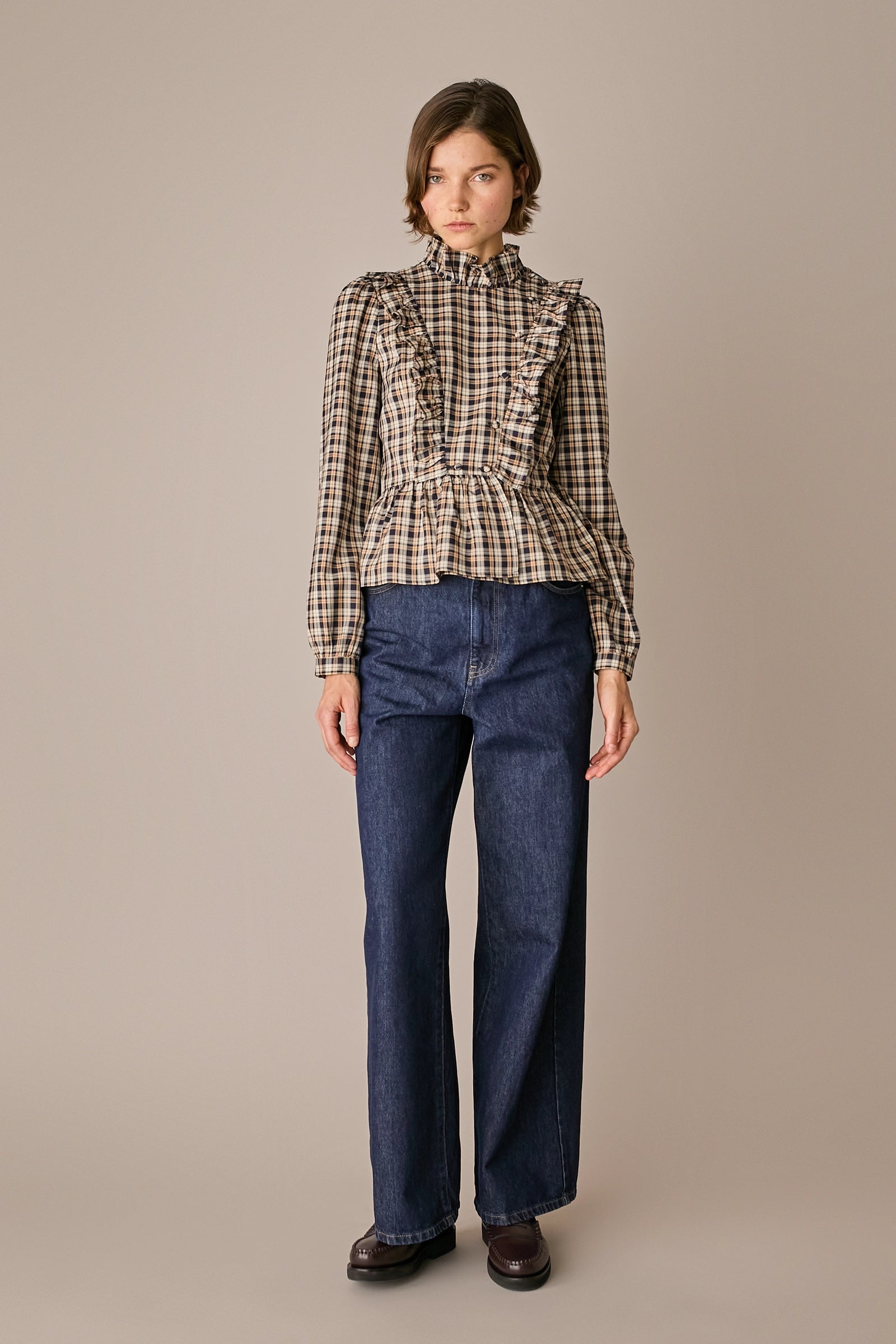 Camicia in seta tartan con rouches