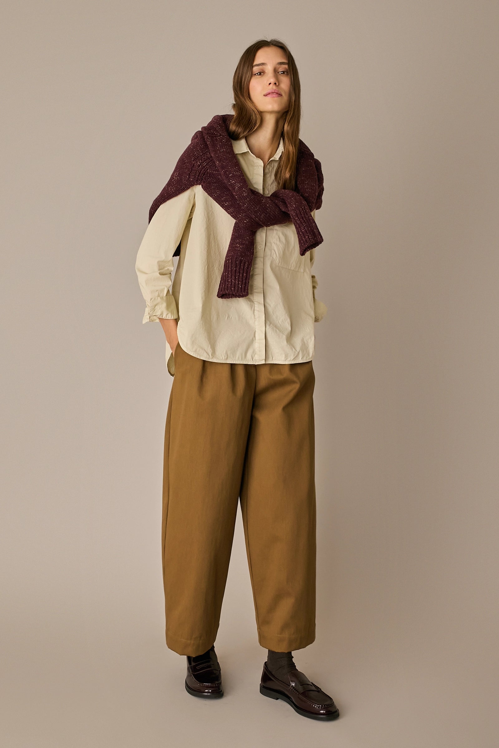 Camicia in cotone stretch tinto in capo