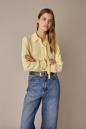 Camicia in blend di seta con fiocco