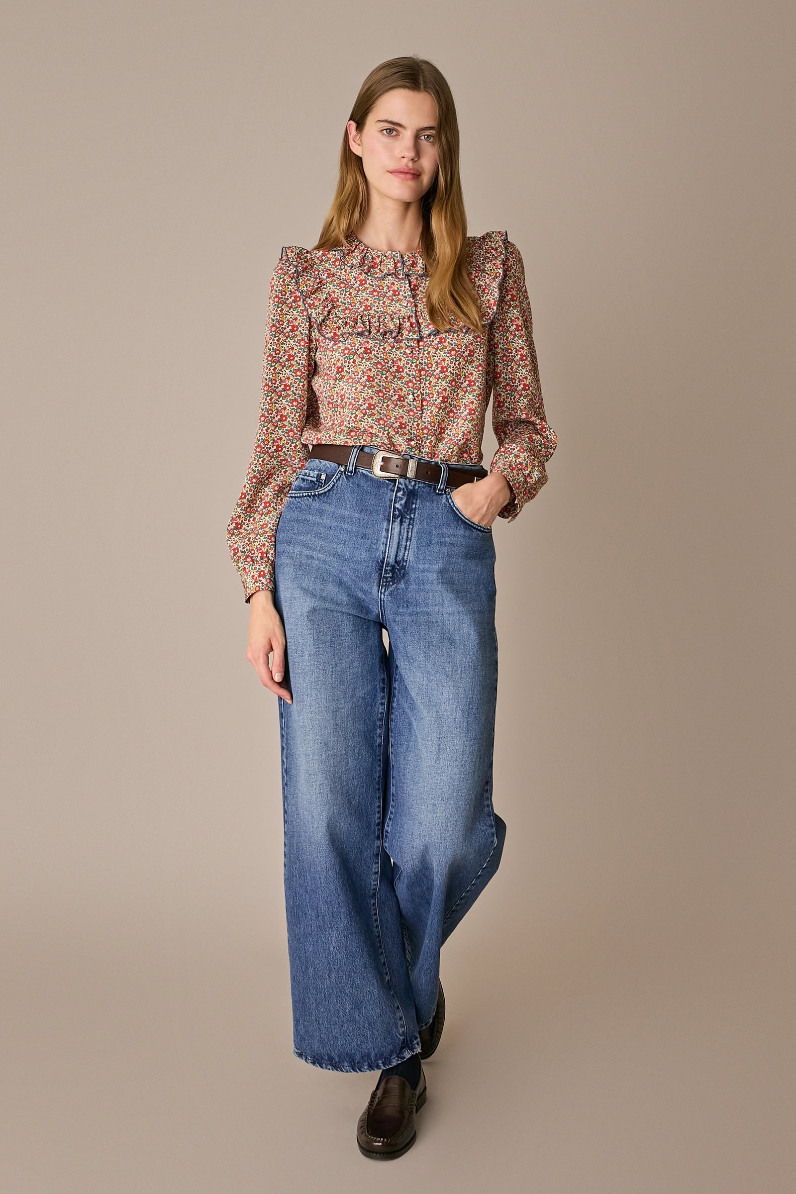 Camicia in seta con volant – Made with Liberty Fabrics