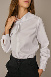 Camicia con colletto foulard