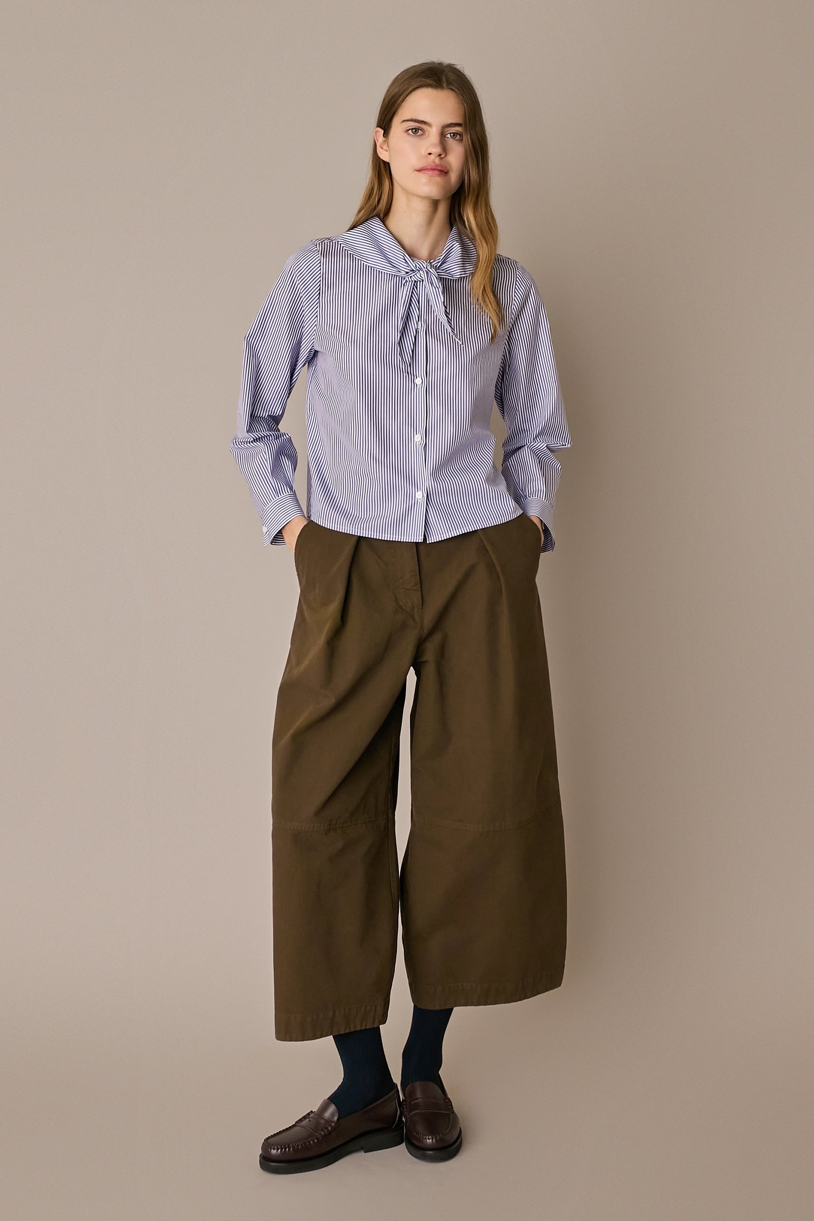 Camicia con colletto foulard