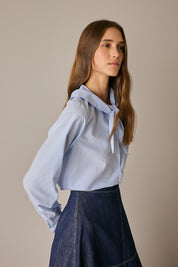 Camicia con colletto foulard