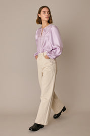 Silk blouse with pussy bow and lace 