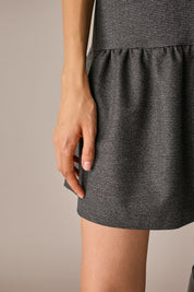 abito pied-de-poule con balza pied de poule grigio