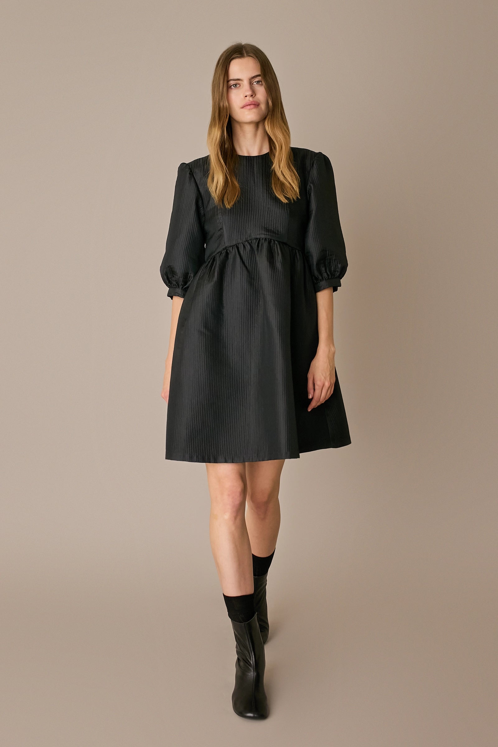 Structured wool and silk dress