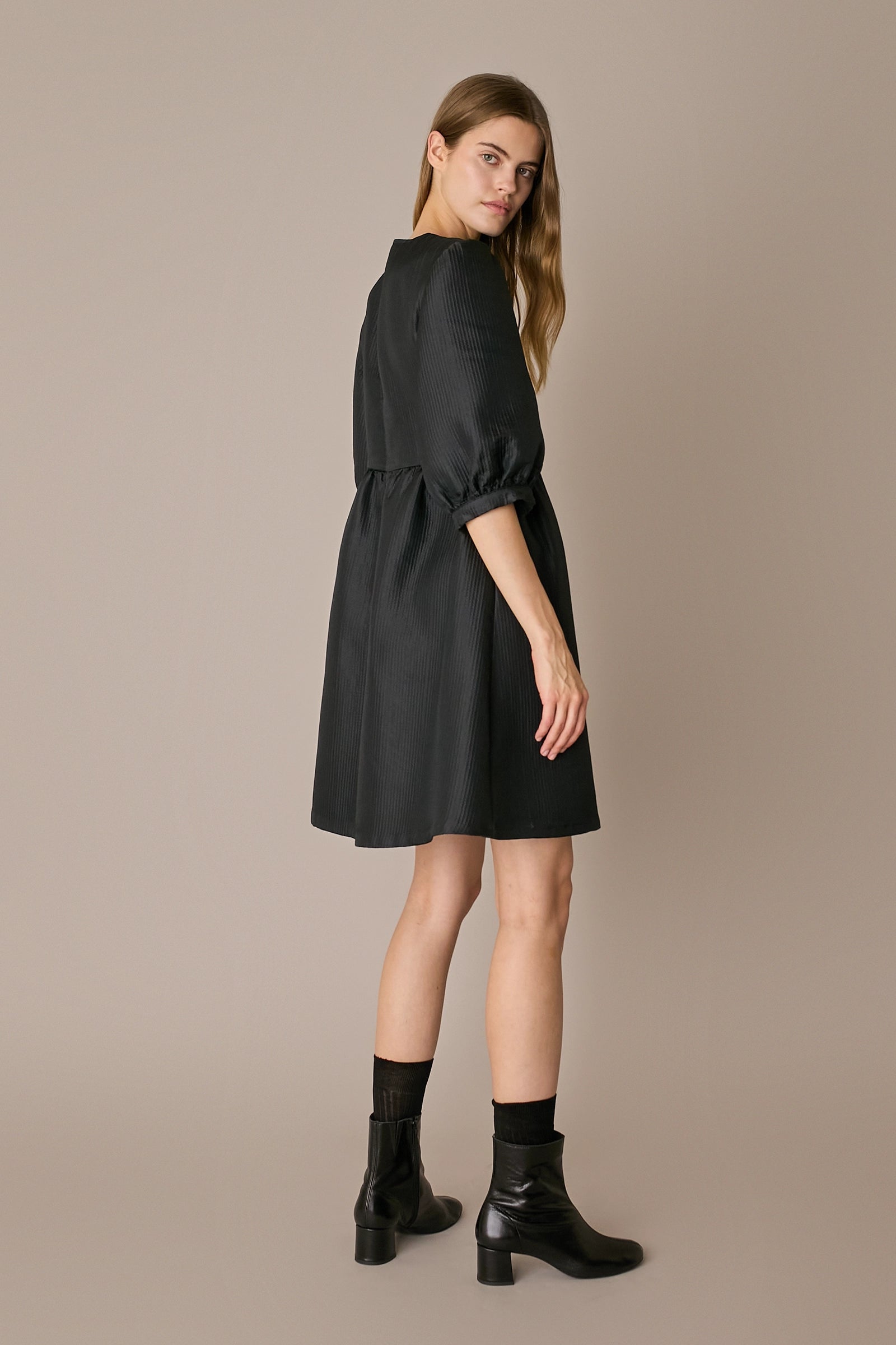 Structured wool and silk dress