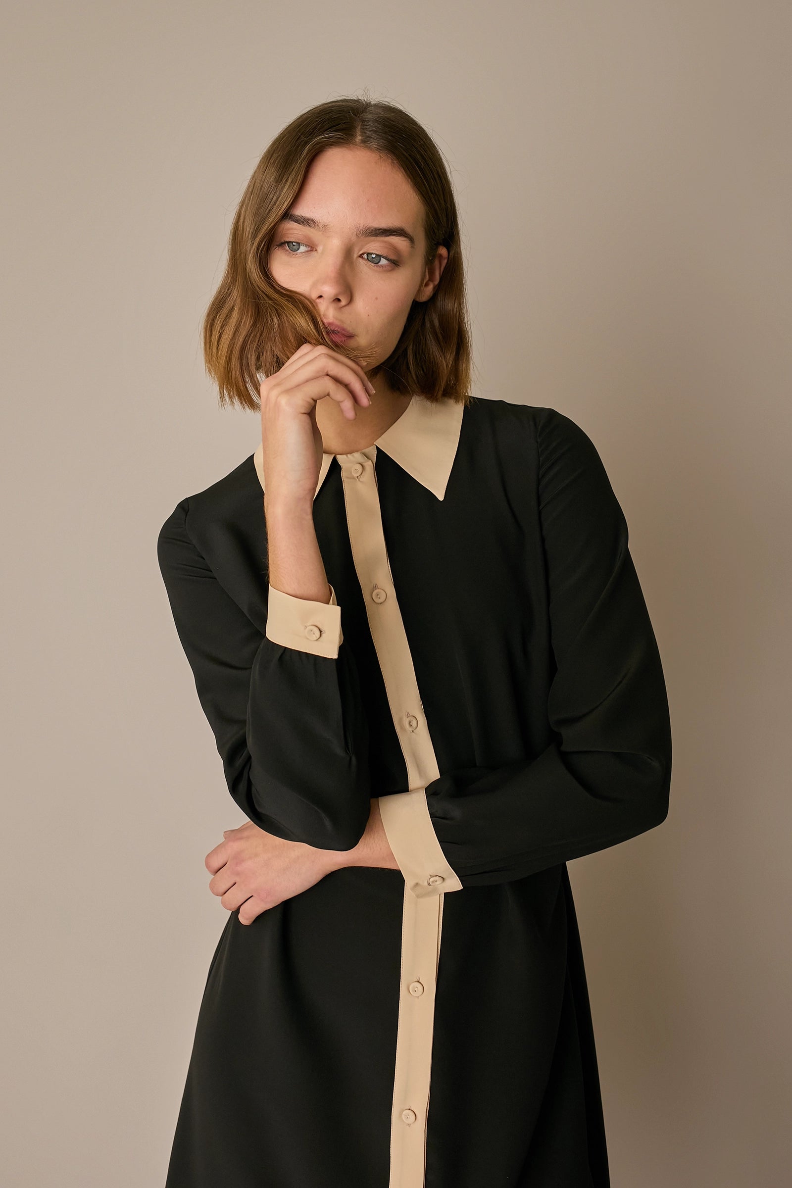 Silk shirt dress with belt