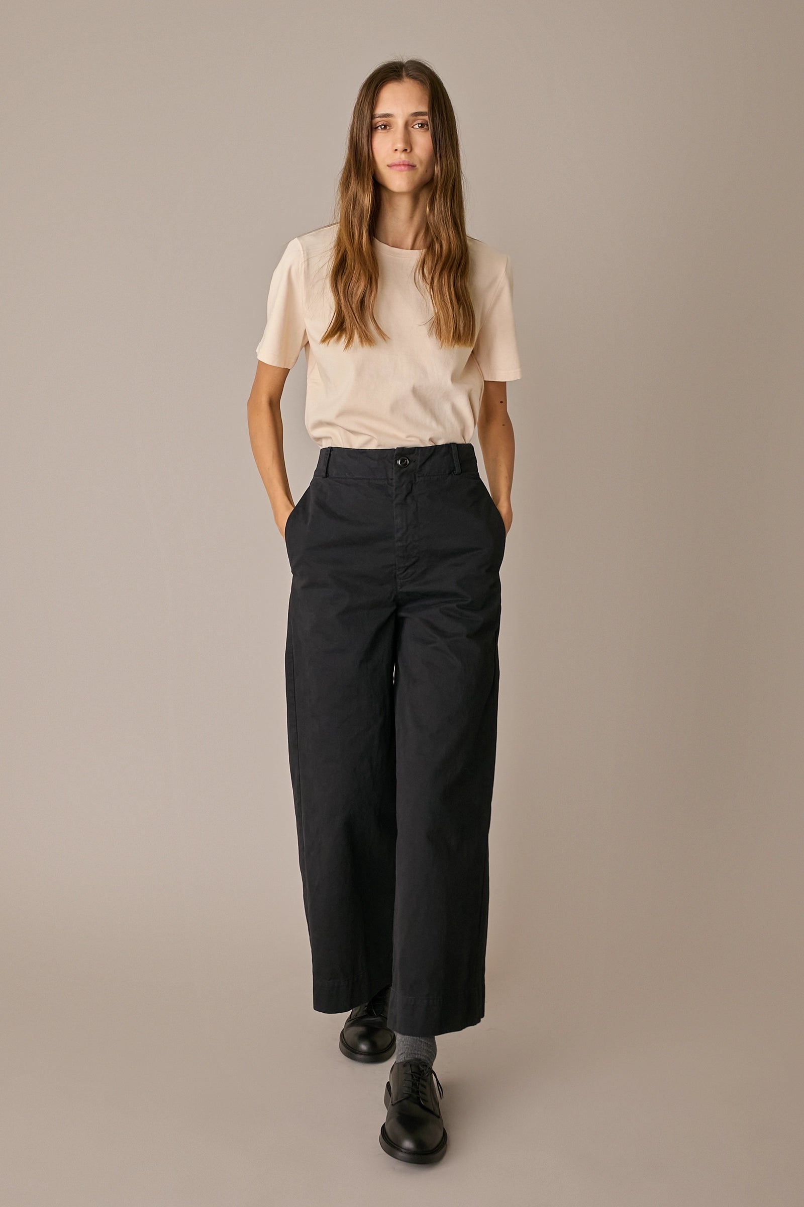 Cotton trousers with adjustable waist tabs