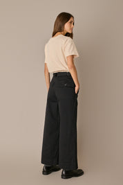 Cotton trousers with adjustable waist tabs