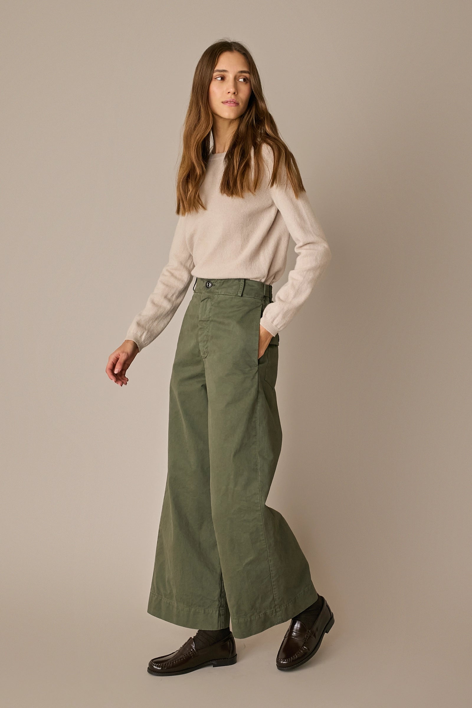 Cotton trousers with adjustable waist tabs