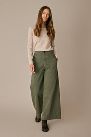 Cotton trousers with adjustable waist tabs