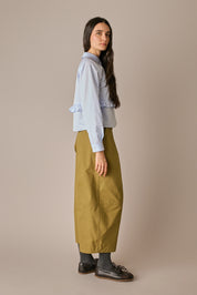pantaloni balloon in cotone ripstop, cucitura decorativa lungo la gamba, senape