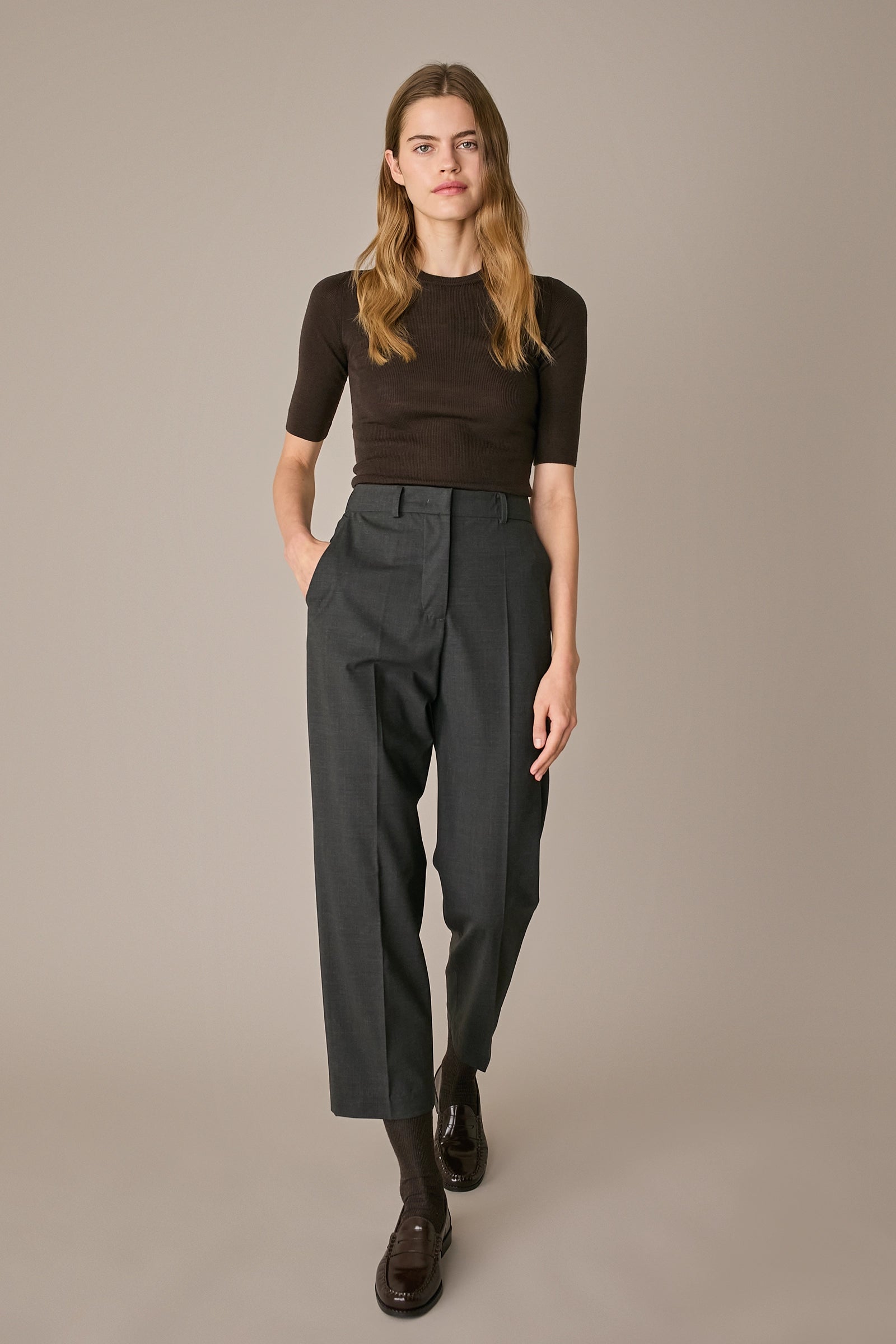 Stretch wool trousers with pleats
