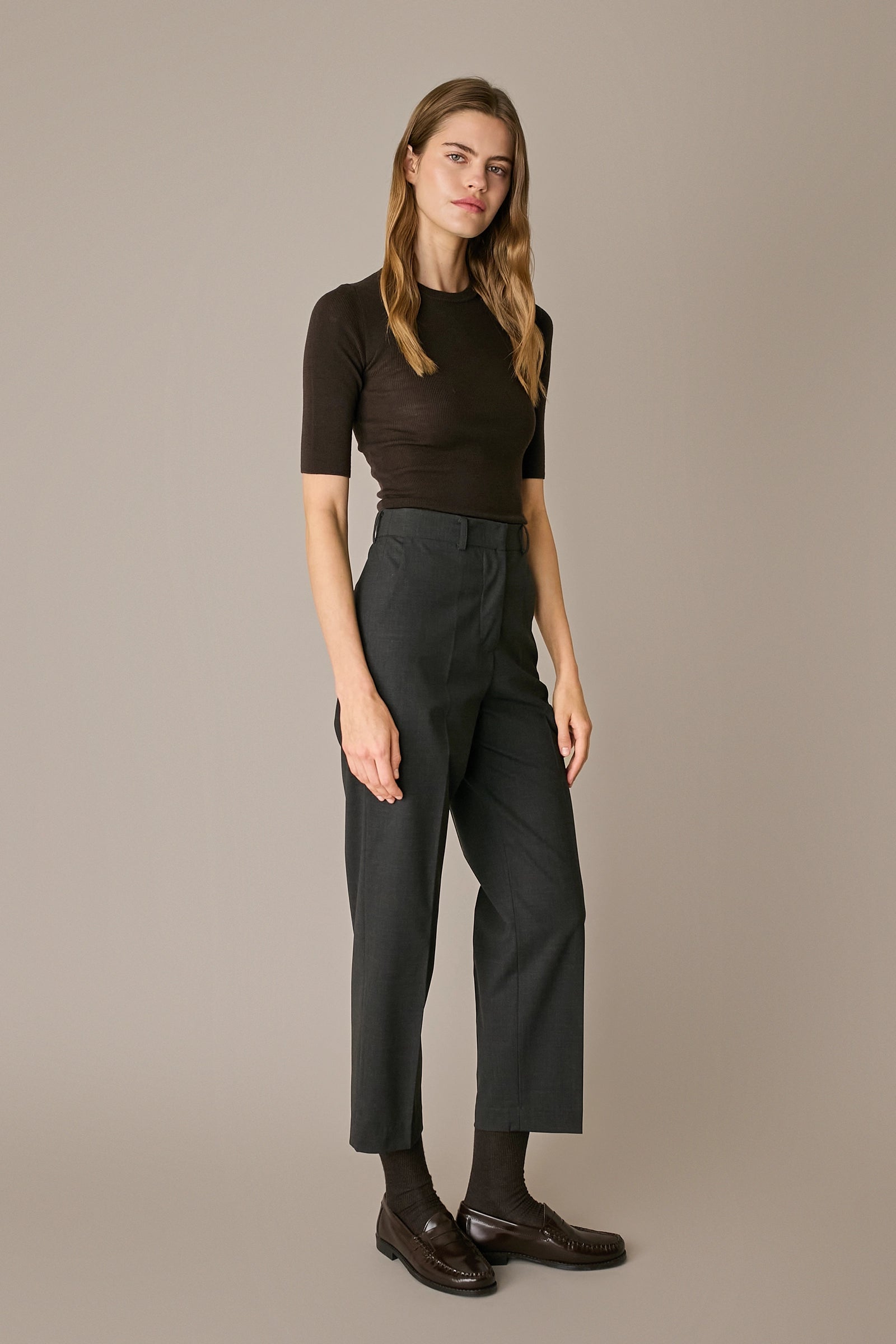Stretch wool trousers with pleats