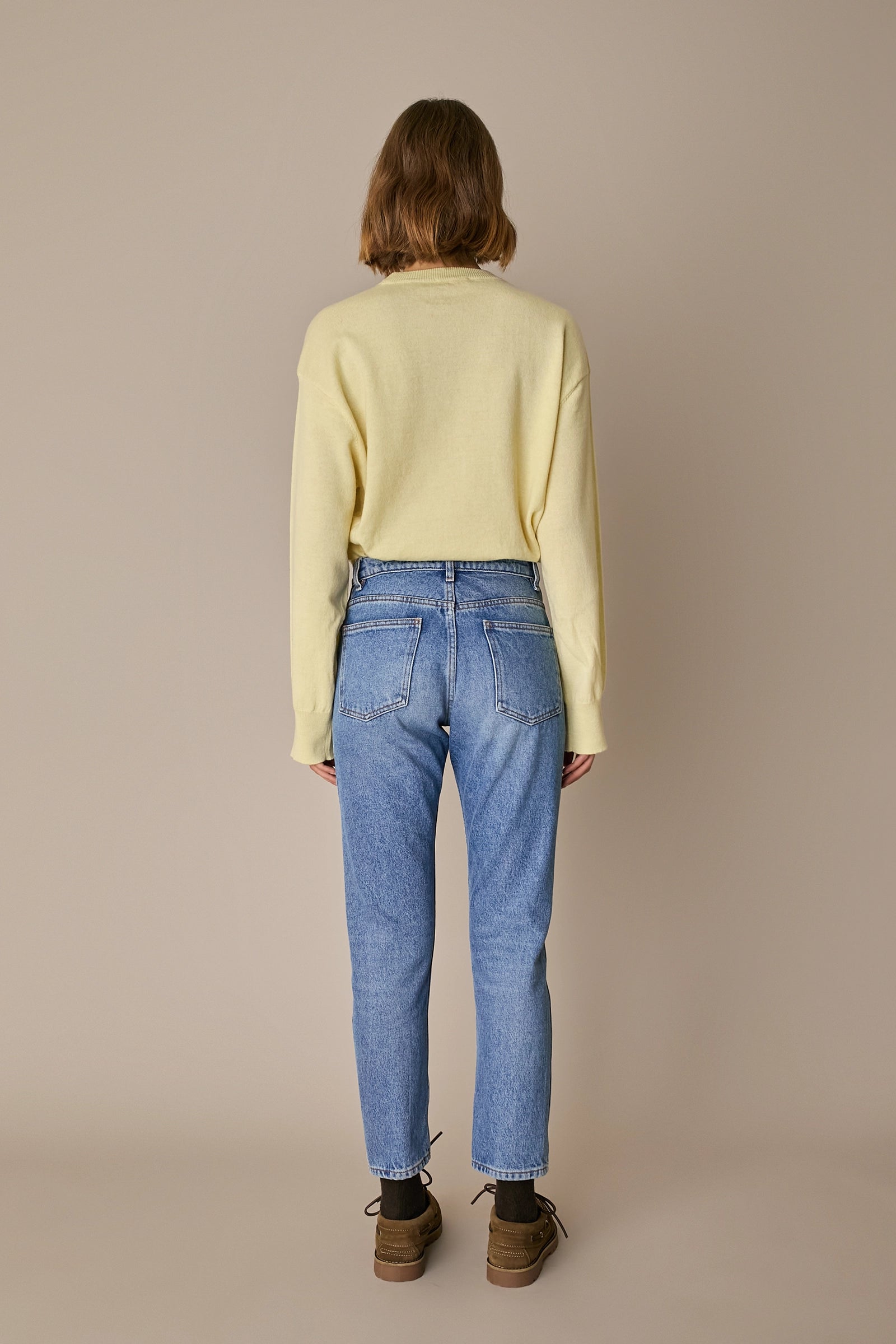 90s slim straight-leg jeans