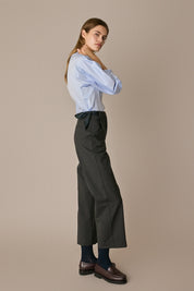 Cotton shirt with sculptural sleeves
