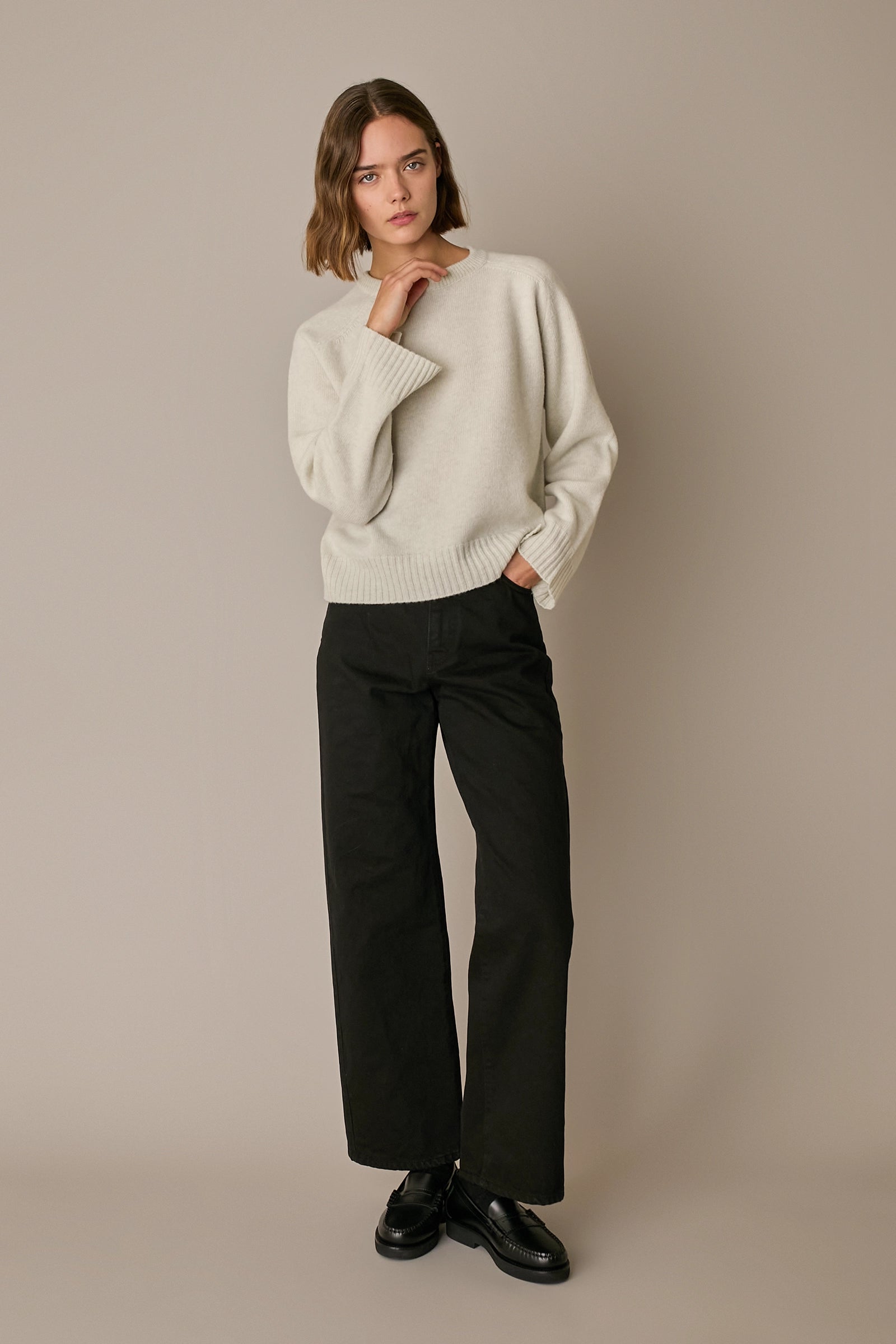 90s Straight-Leg Jeans