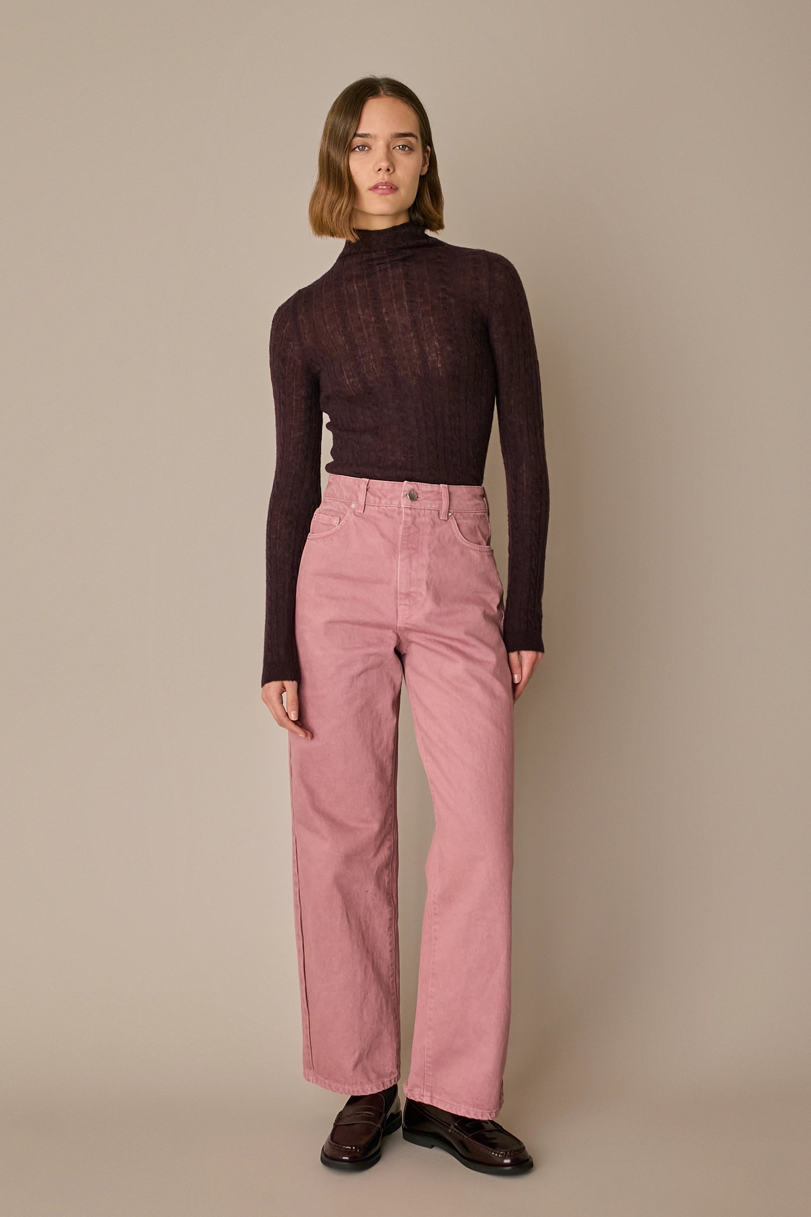 90s Straight-Leg Jeans