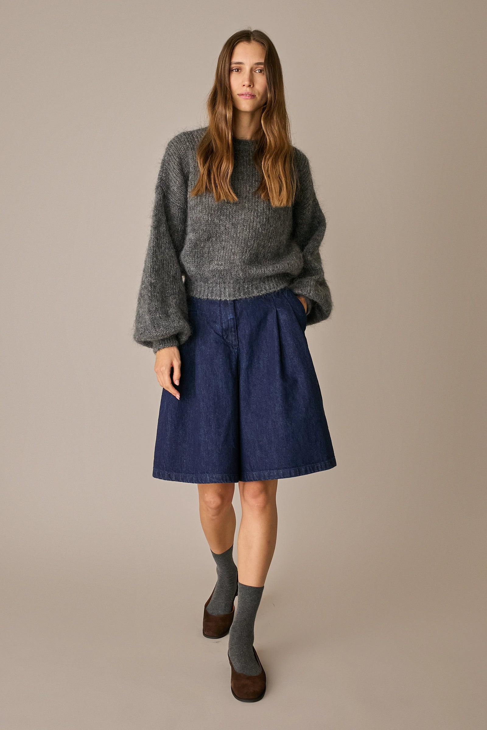 Bermuda in denim con pinces