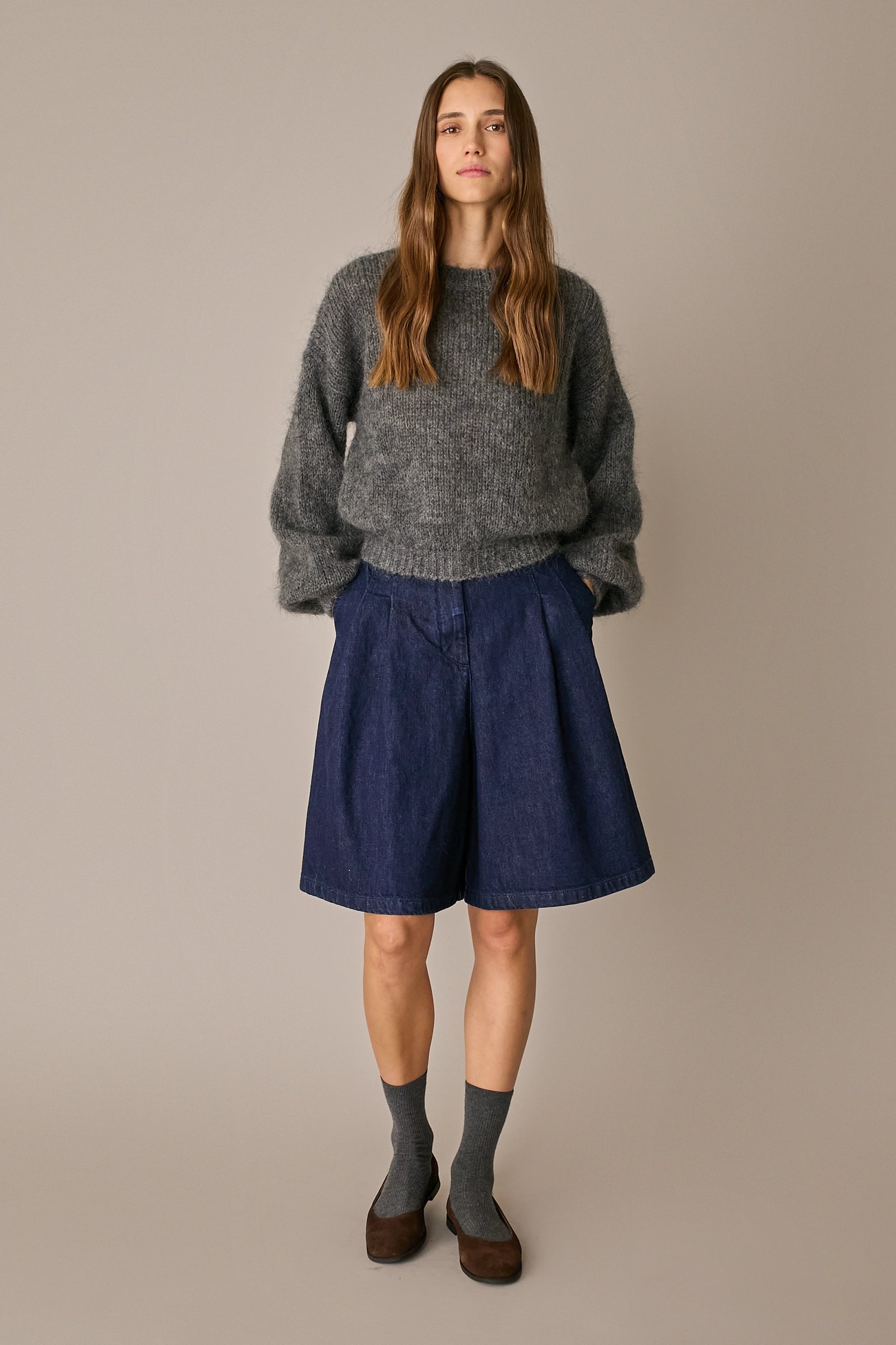 Bermuda in denim con pinces