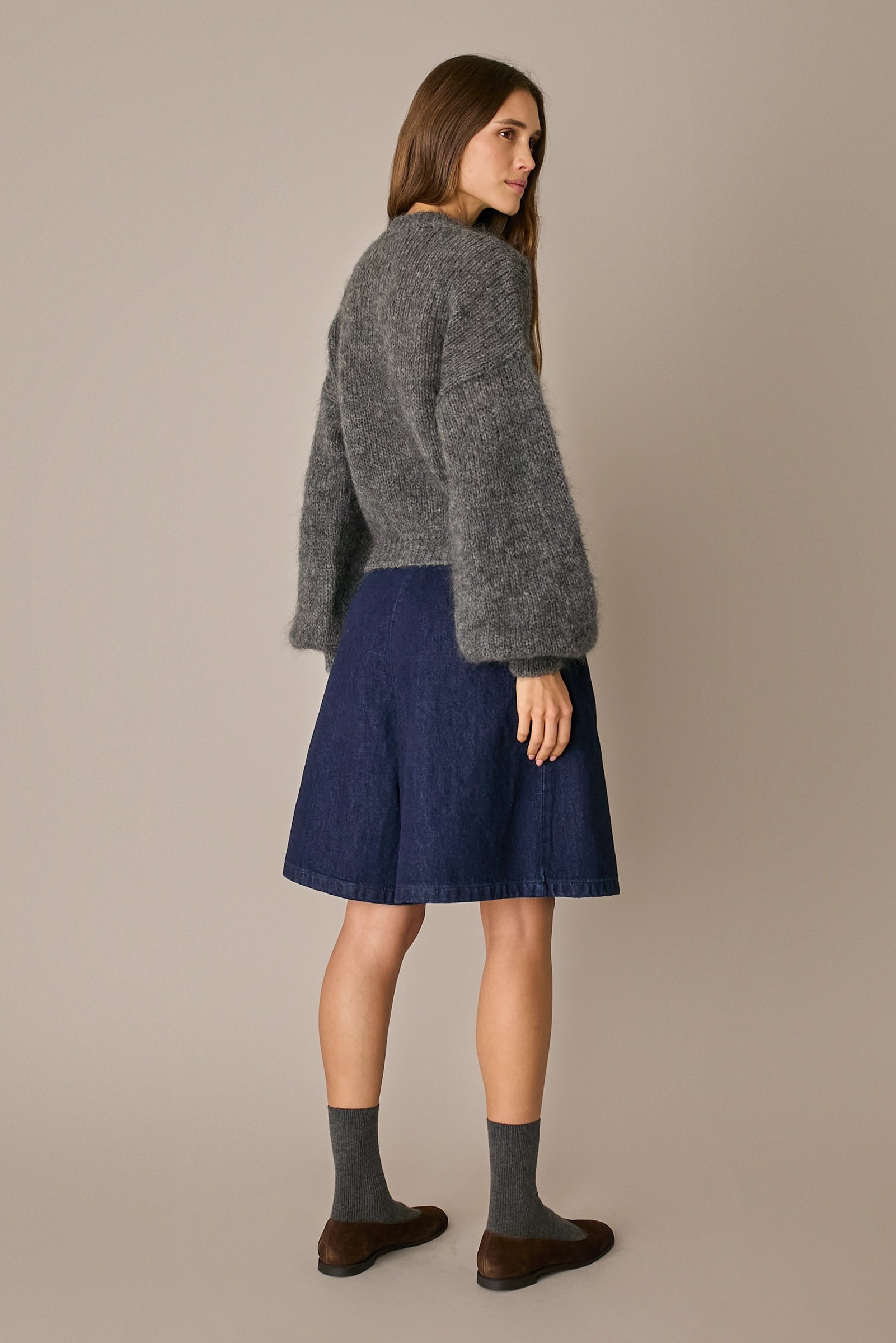 Bermuda in denim con pinces