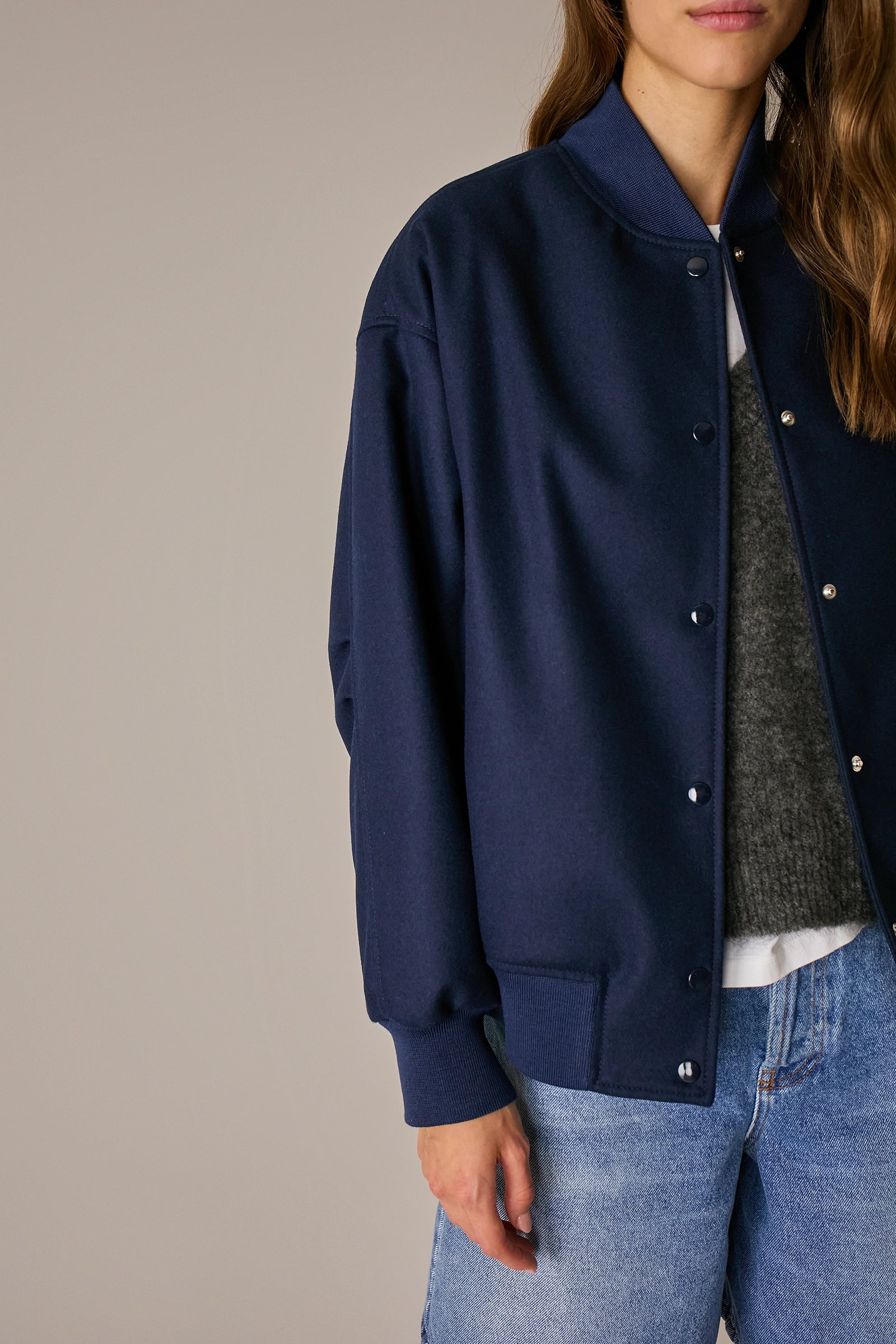 Bomber in lana vergine