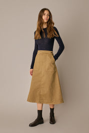 Gonna midi con tasche applicate