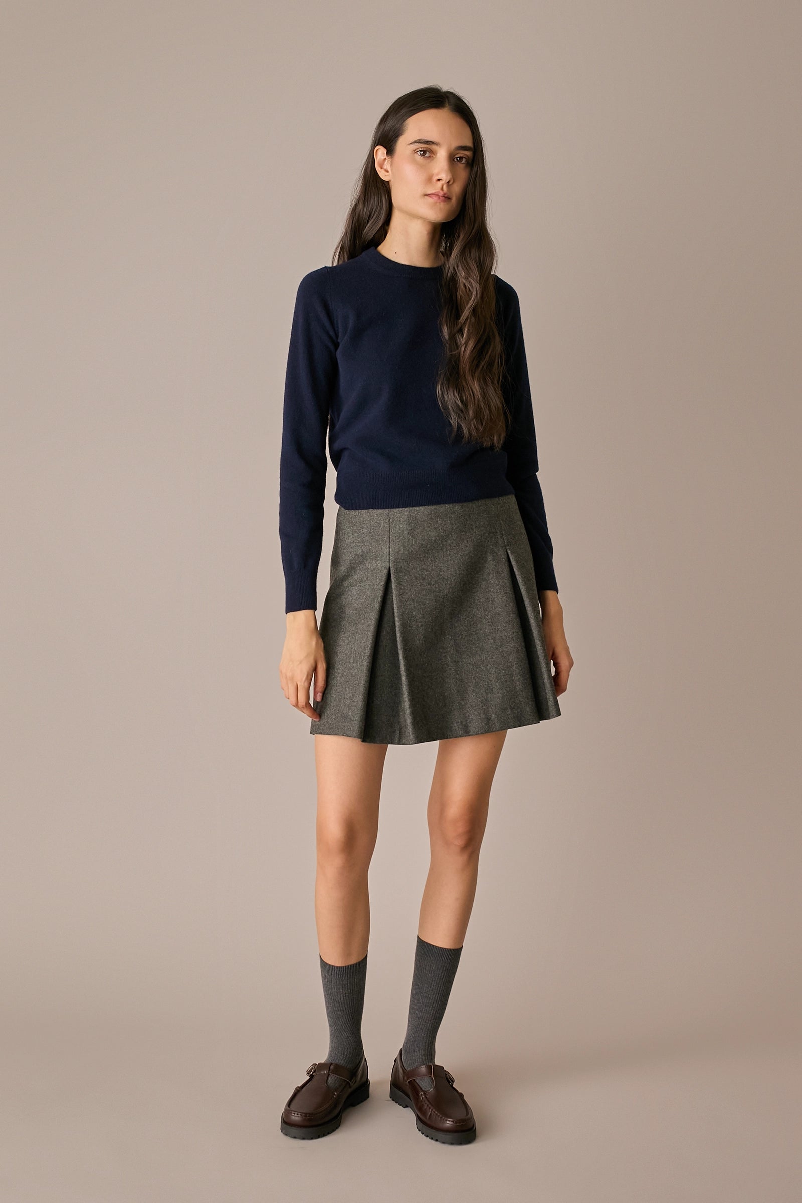 gonna in lana con martingale grigio scuro, made in italy