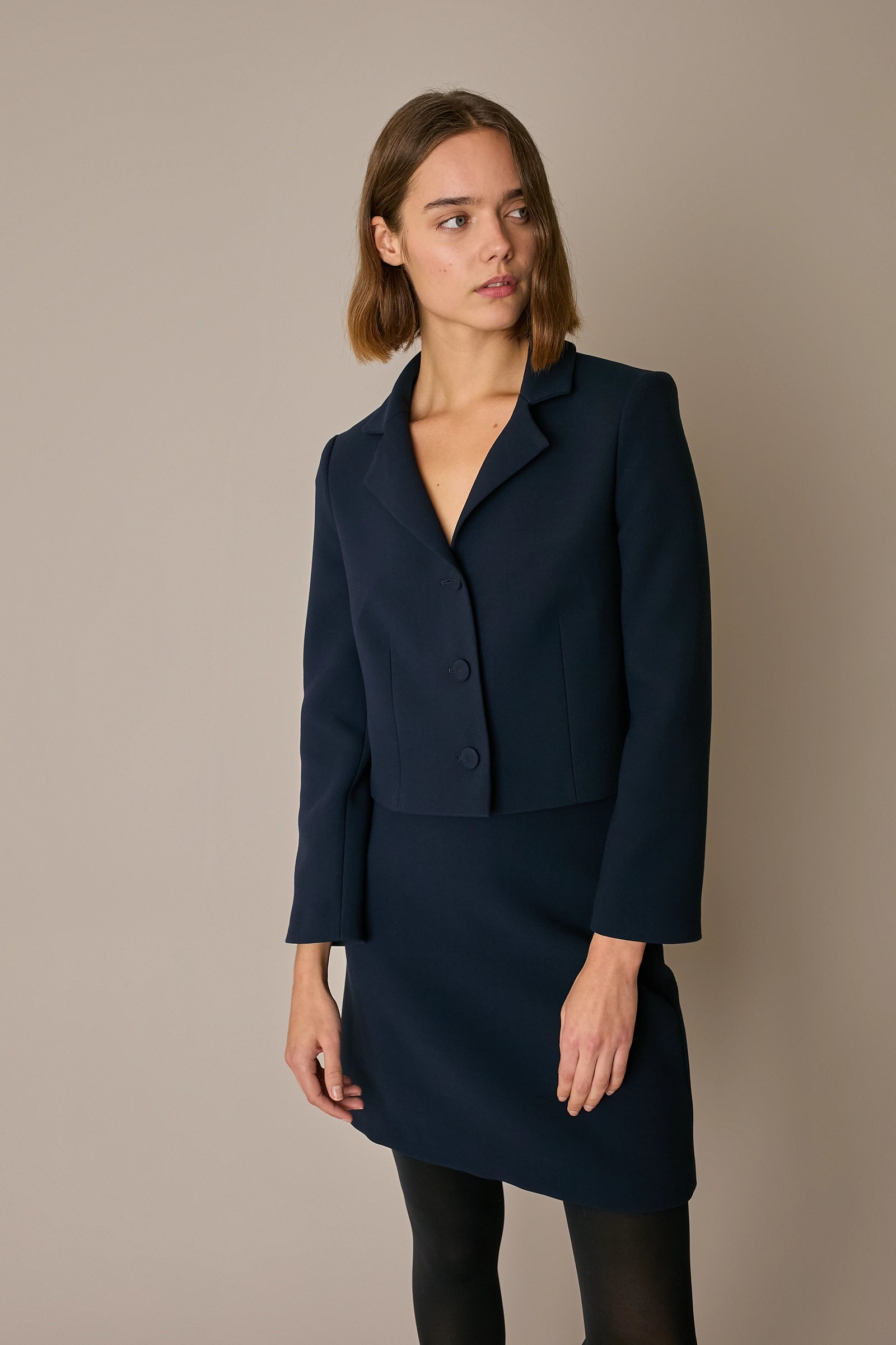 Tailleur giacca e gonna in blend di lana