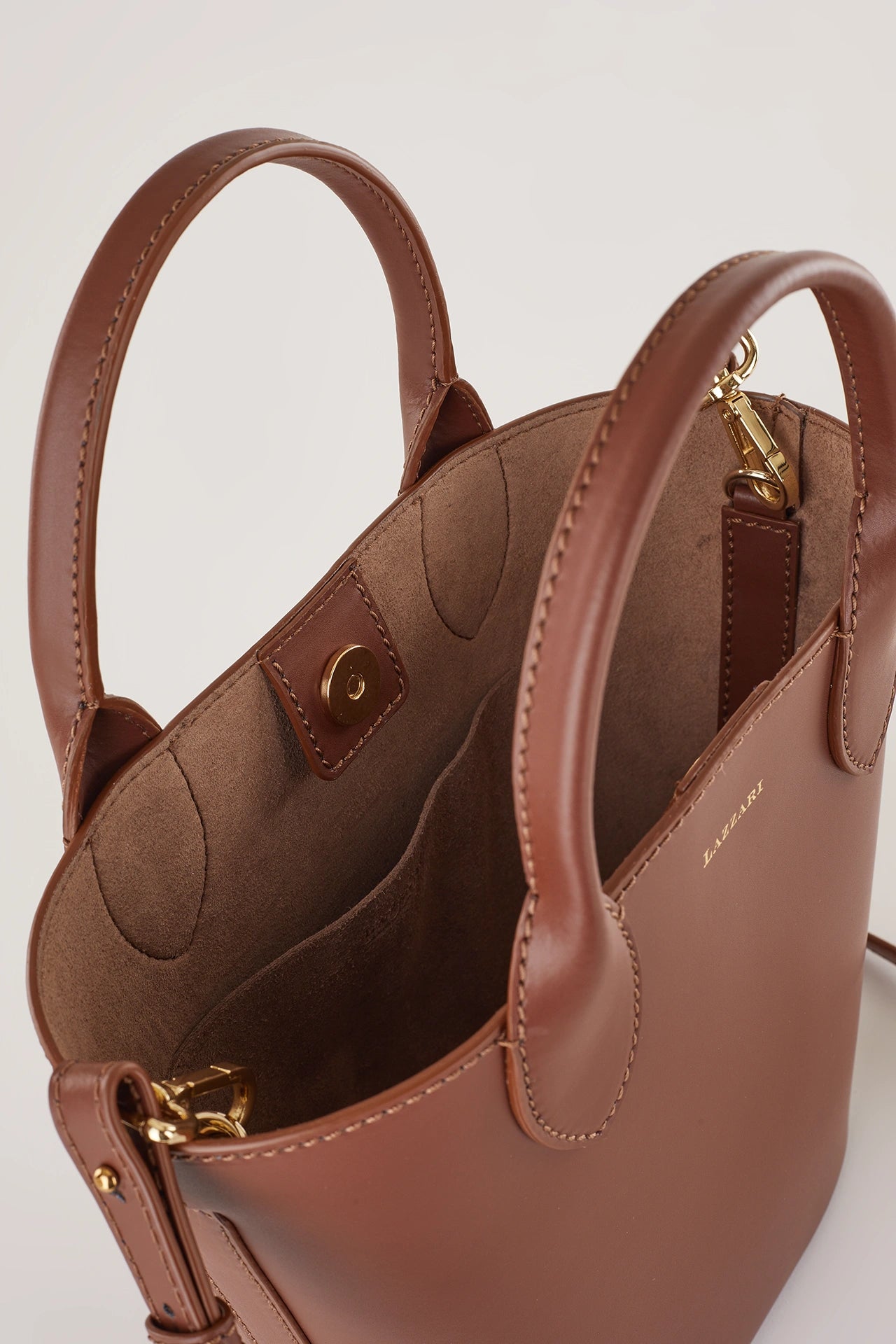 Borsa secchiello con tracolla removibile
