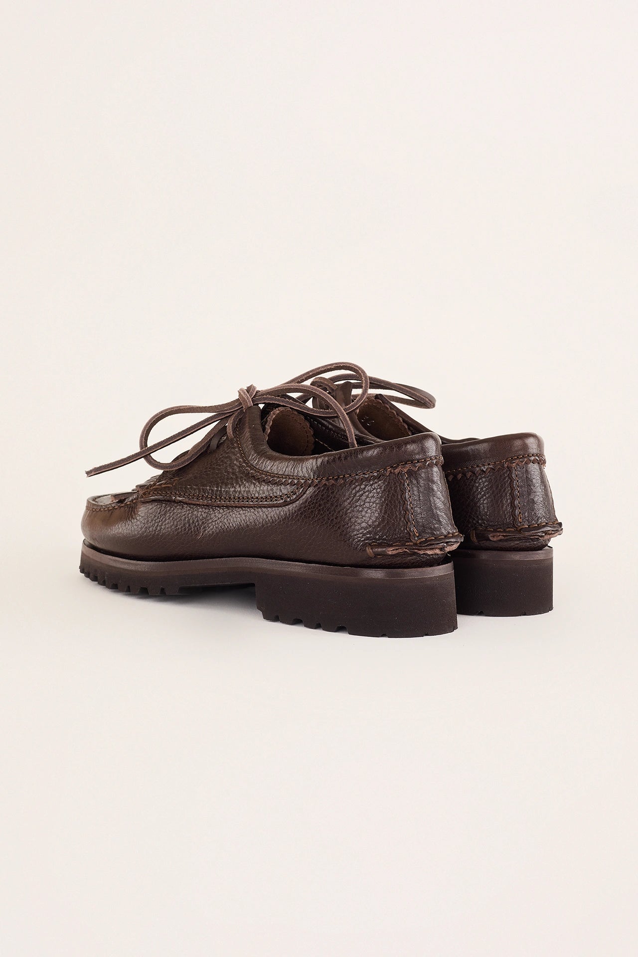 Mocassini allacciati con suola Vibram
