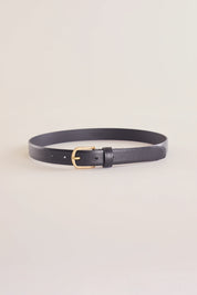 Thin rectangular buckle leather belt