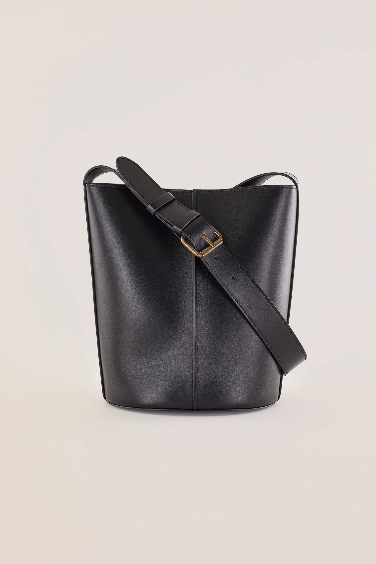 Borsa a secchiello in pelle