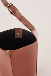 Borsa a secchiello in pelle