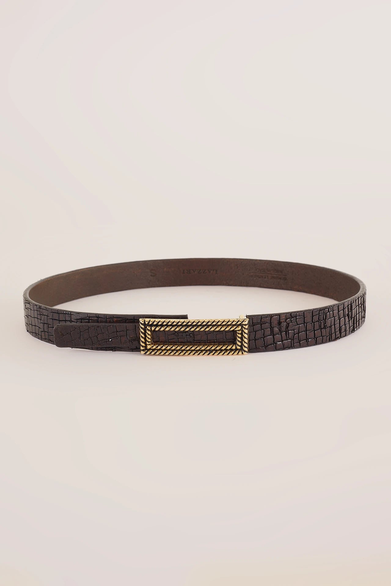 Cintura operata con fibbia rettangolare