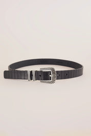 Cintura lavorata con fibbia operata