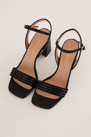 Sandali con fascetta bimateriale tacco 7 cm