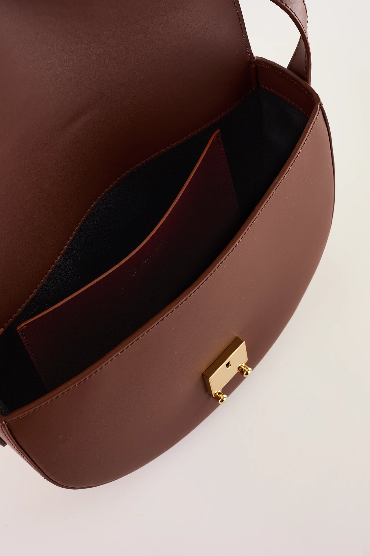 Half moon shoulder bag