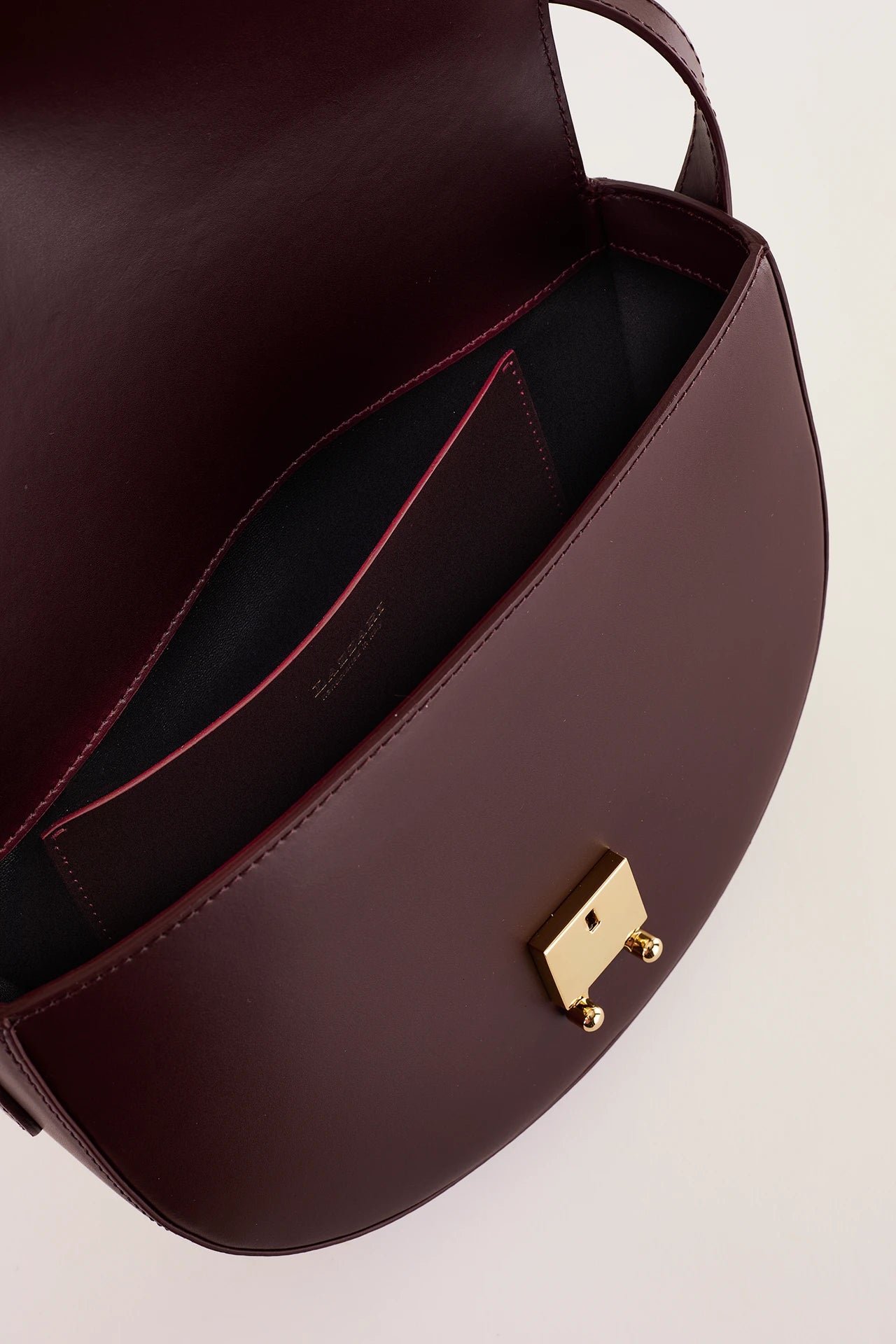 Half moon shoulder bag