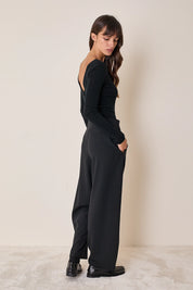 Pullover con scollo a V sulla schiena