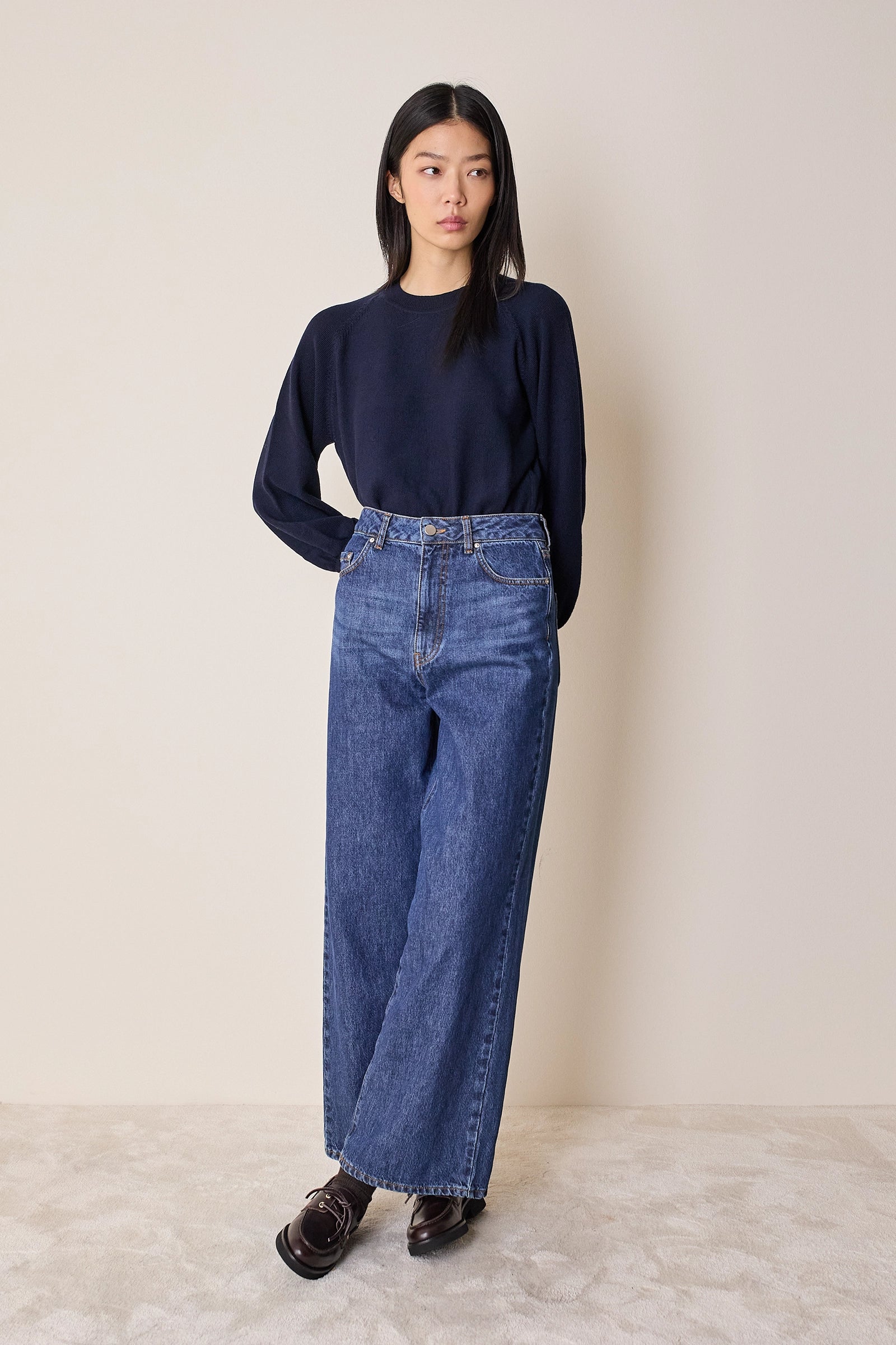 Maglia girocollo con maniche raglan