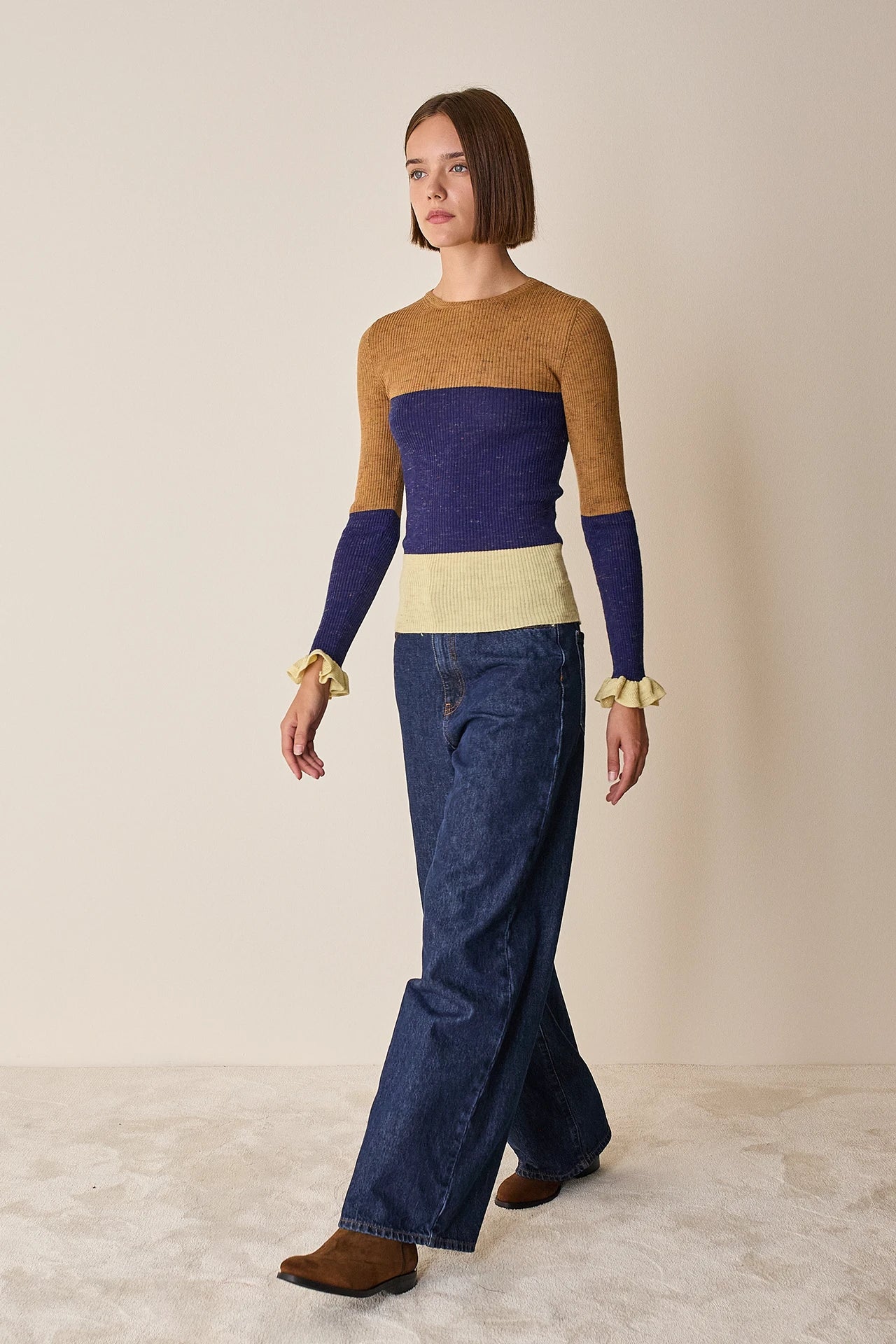 Maglia multicolor con volant