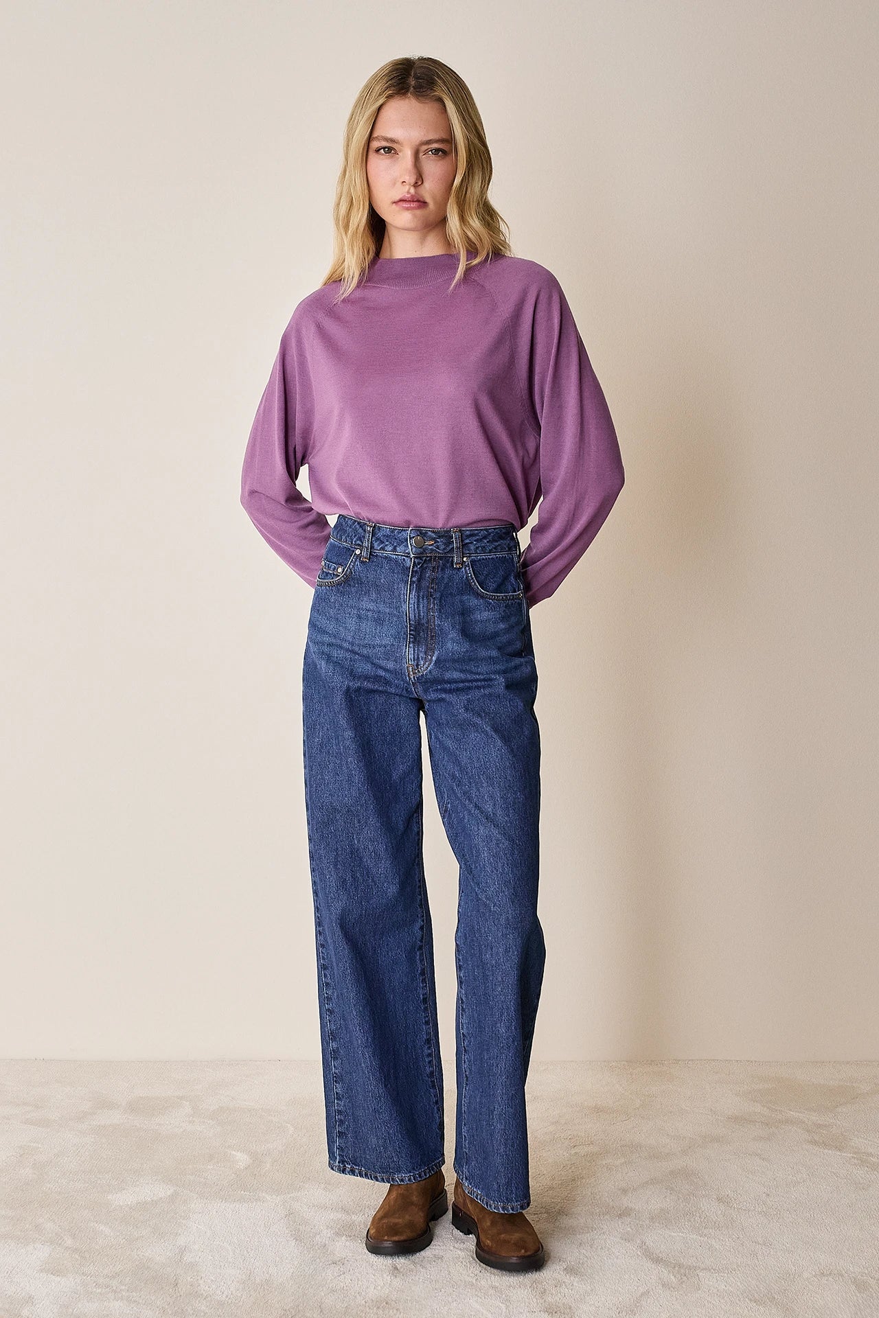 Maglia con collo alto in lana merino