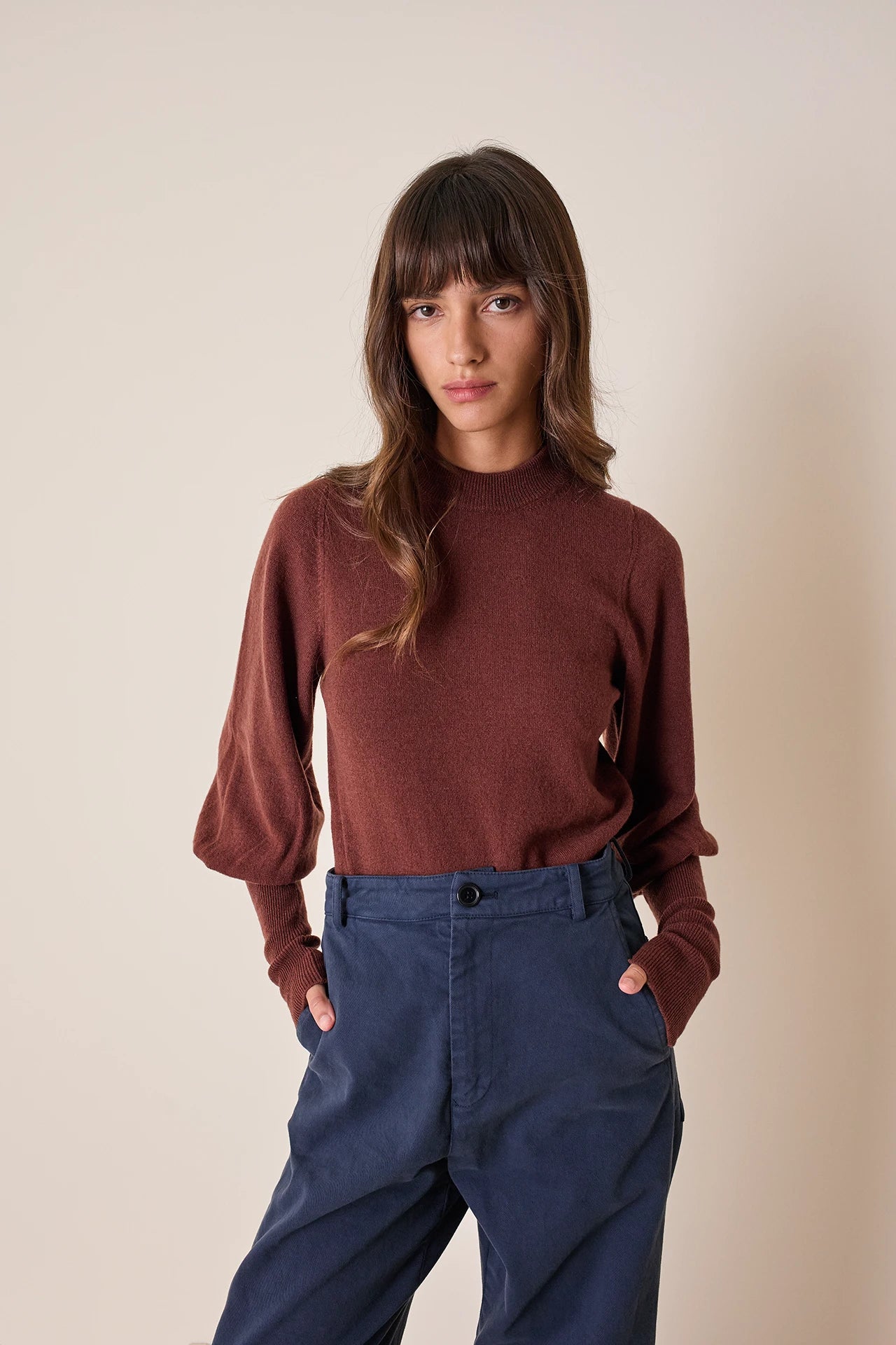 Maglia girocollo in lana e cashmere con maniche a sbuffo