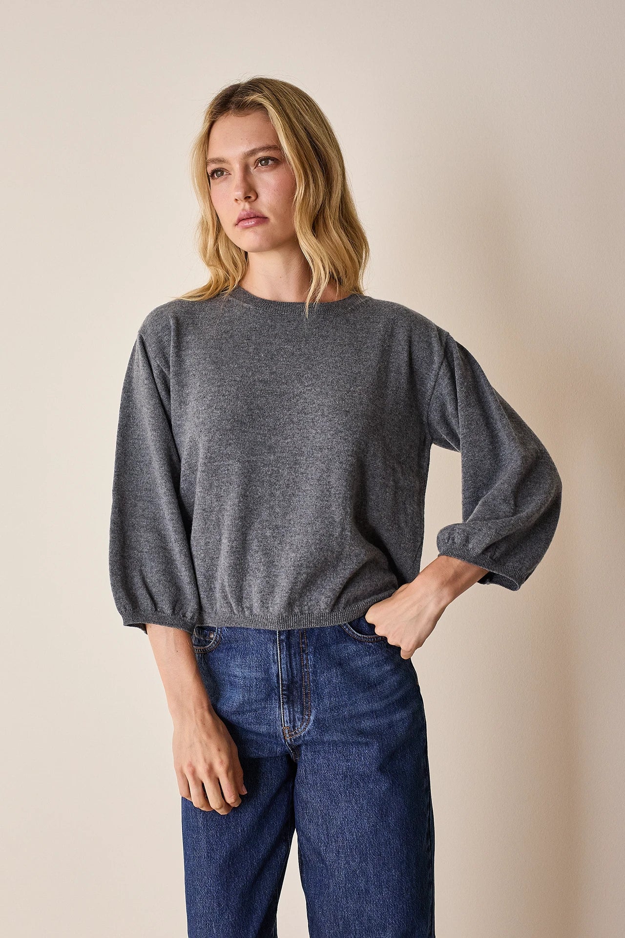 Maglia con maniche a sbuffo