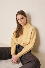 Wool and cashmere polo with scalloped collar