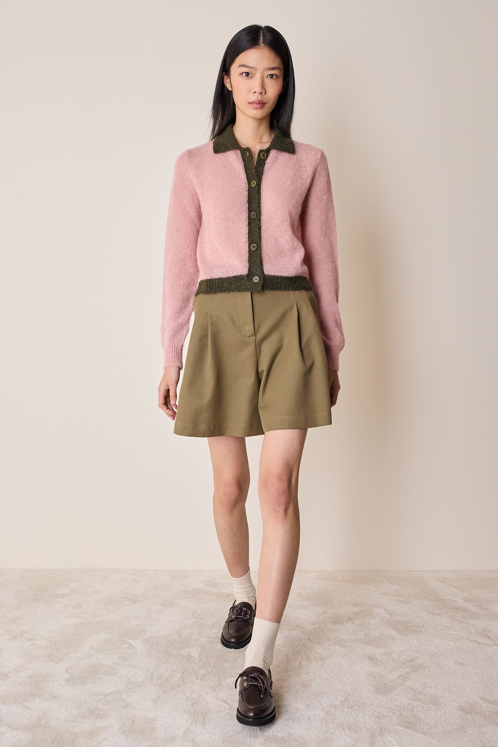 Cardigan in maglia di mohair con profili a contrasto