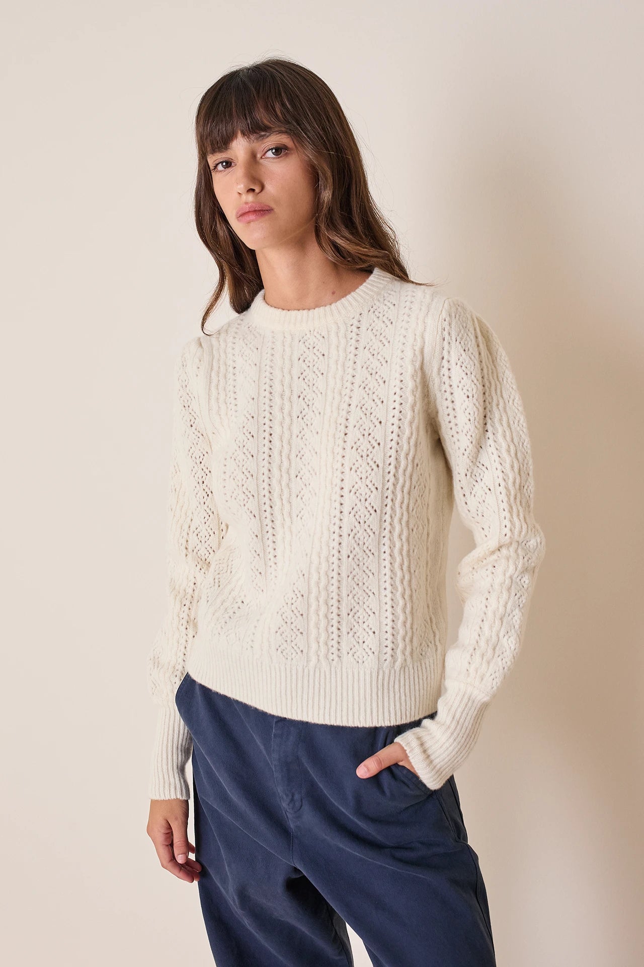 Maglia girocollo traforata